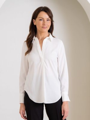 Quinn Ladies Long Sleeve Top in Ivory