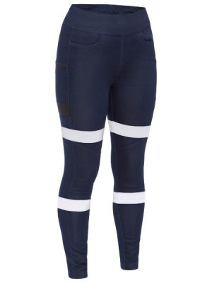 Women's Flx & Move⢠Biomotion Taped Jegging - front ghost image