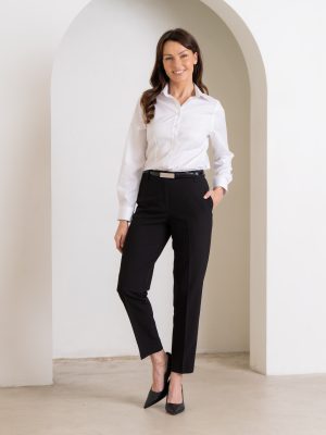 Womens Cool Stretch Bandless Slim Leg Pant in Black